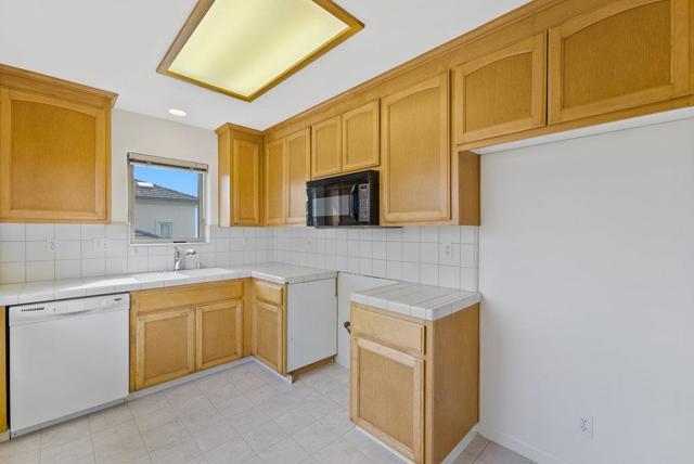 940 W Cliff Drive, Santa Cruz CA: https://media.crmls.org/mediaz/b0f71c1c-95b2-4e0d-bc07-2bcb9a21200a.jpg
