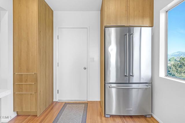 Detail Gallery Image 13 of 59 For 1685 Poppy Peak Dr, Pasadena,  CA 91105 - 4 Beds | 3/1 Baths