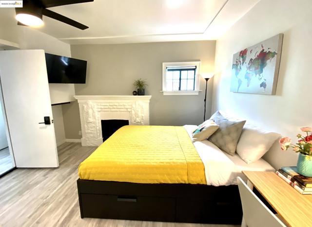2775 E 21St St, Oakland CA: https://media.crmls.org/mediaz/b0f75134-c6b0-41b6-bf43-19a1b47a6f7d.jpg