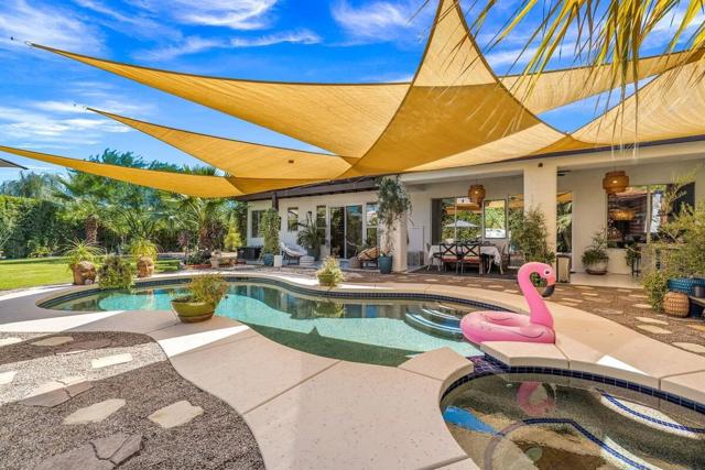 35618 Corte Serena, Cathedral City CA: https://media.crmls.org/mediaz/b0f75577-7cb8-4a1d-aa56-cb122c091d85.jpg