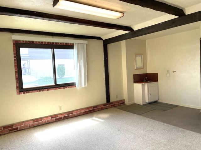 375 Shipley Avenue, Daly City CA: https://media.crmls.org/mediaz/b0f8c752-bf5d-4c21-8e1c-e8fde2d65c67.jpg