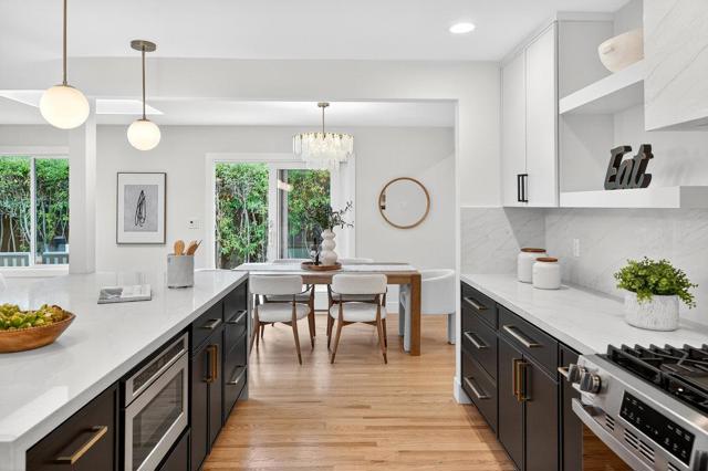 430 Gilbert Avenue, Menlo Park CA: https://media.crmls.org/mediaz/b0f9ef7f-ce05-4169-8582-0ba2176e56fd.jpg
