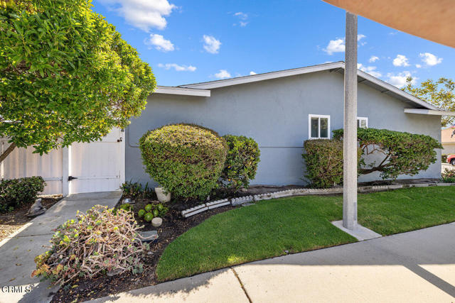 Detail Gallery Image 4 of 32 For 203 E Garden Gr, Port Hueneme,  CA 93041 - 2 Beds | 2 Baths