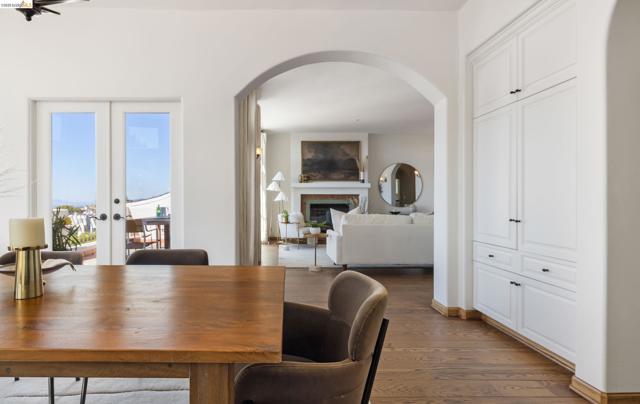 Image 13 of 60 For 4951 Proctor Ave