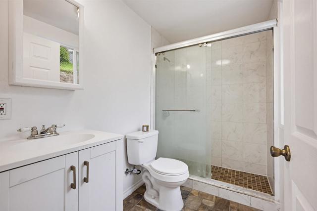 Detail Gallery Image 33 of 35 For 304 Edgerton, San Bernardino,  CA 92405 - 4 Beds | 3 Baths