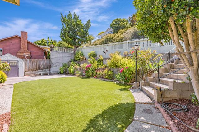 253 Humboldt Road, Brisbane CA: https://media.crmls.org/mediaz/b0fc4adf-edfe-4f04-b300-836a4abe6d36.jpg