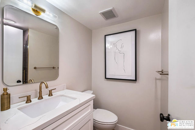 29136 Stonegate Lane, Highland CA: https://media.crmls.org/mediaz/b0fcb423-f2a6-40a0-b9ff-1d9ef89fbdca.jpg