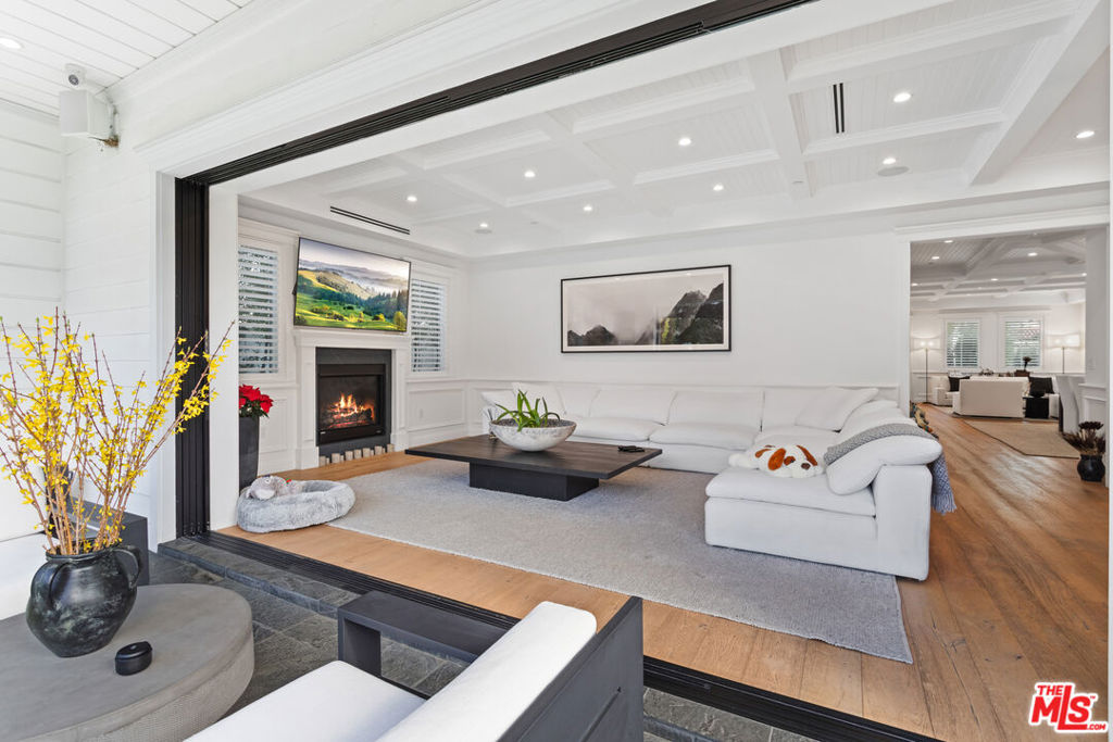 5235 Sylmar AvenueSherman Oaks img 24