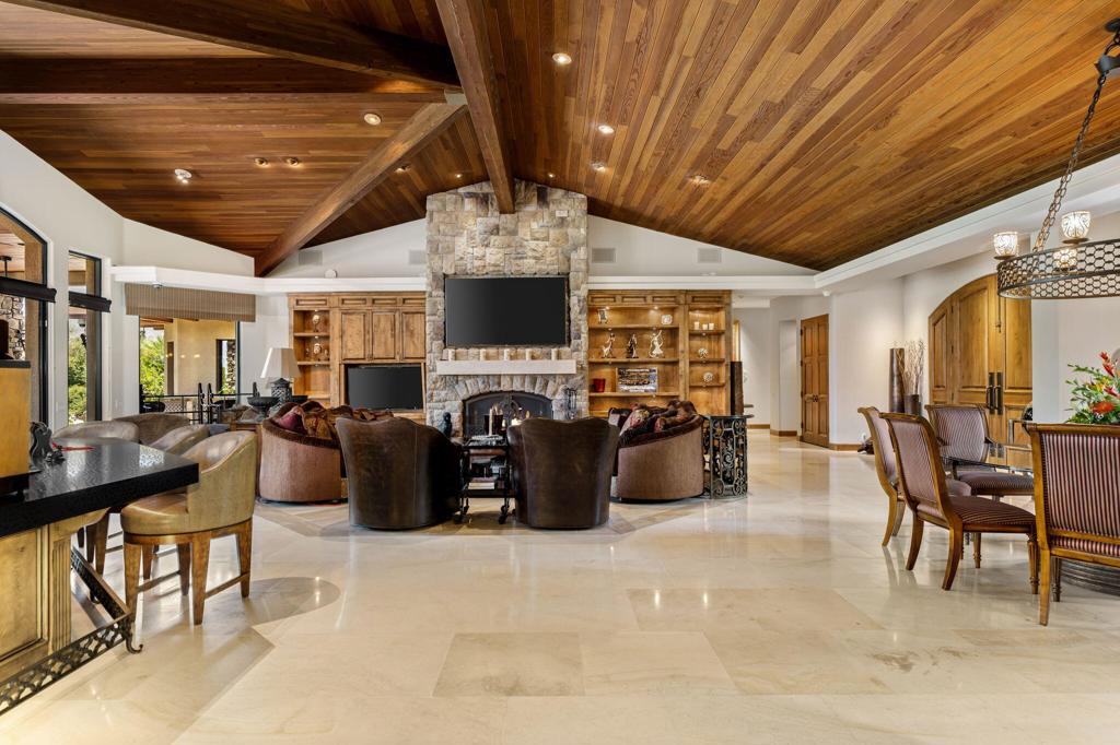 MLS #219132419DA image #13