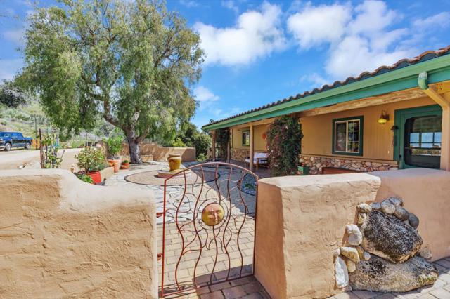 18 Asoleado Drive, Carmel Valley CA: https://media.crmls.org/mediaz/b0fdc873-683b-47f0-985b-6ed2727546e7.jpg