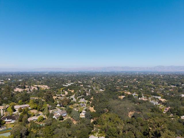 15050 Oriole Road, Saratoga CA: https://media.crmls.org/mediaz/b0ff0d23-c839-4daa-9de8-5bb385af3c7b.jpg