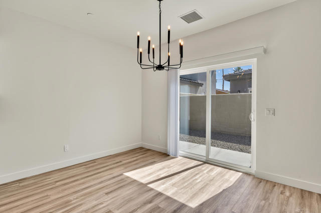 33912 Whispering Palms Trail, Cathedral City CA: https://media.crmls.org/mediaz/b1002b27-ff91-409c-b565-5c3b3cce7e2f.jpg