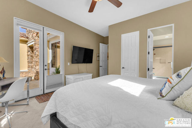 41728 Via Treviso, Palm Desert CA: https://media.crmls.org/mediaz/b100c7b2-42ca-4e3a-ba25-666357dbe865.jpg