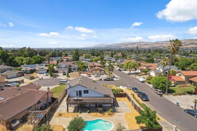 2494 Prunetree Court, San Jose CA: https://media.crmls.org/mediaz/b1016a48-f084-42d4-bb8e-62406bd7221e.jpg