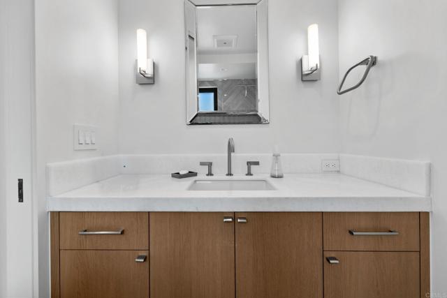 Detail Gallery Image 39 of 72 For 119 41st St, Newport Beach,  CA 92663 - 3 Beds | 5 Baths