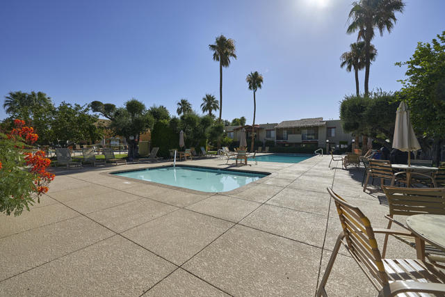 1407 N Sunrise Way #18, Palm Springs, CA 92262