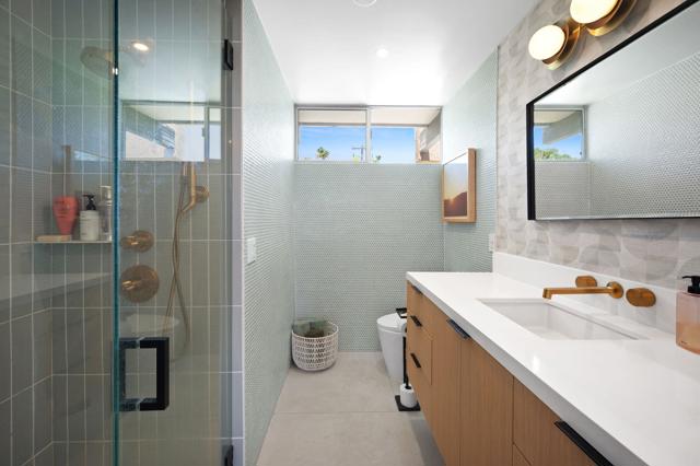 1740 N Via Miraleste, Palm Springs CA: https://media.crmls.org/mediaz/b101a98a-be01-4867-ac7b-afa1ab1a5a96.jpg