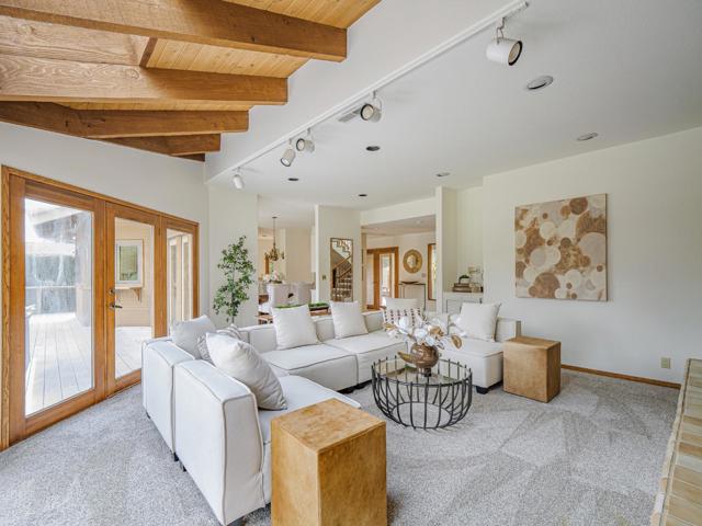 1125 Sumner Avenue, Aptos CA: https://media.crmls.org/mediaz/b102c770-8291-45cf-b14b-602b579613fc.jpg