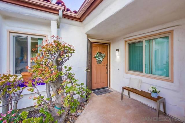 12242 Paseo Lucido, San Diego CA: https://media.crmls.org/mediaz/b102f574-0342-4d5b-ada0-fee7efb3597f.jpg