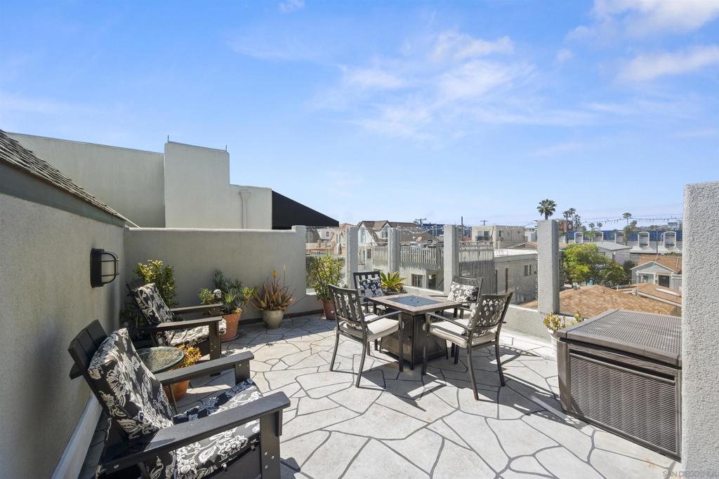 749 Zanzibar Ct - photo 10