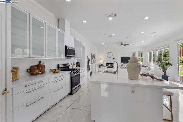 2848 E Cog Hill Ter, Dublin CA: https://media.crmls.org/mediaz/b103b122-8c28-445c-aa42-8a622def8c66.jpg