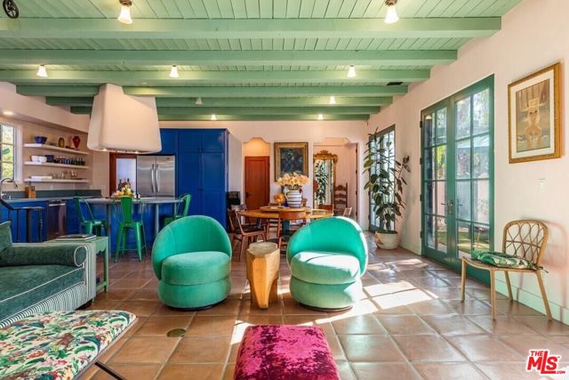 202 Canada Street, Ojai CA: https://media.crmls.org/mediaz/b103ef60-1973-4399-bc41-75a5aaec5276.jpg