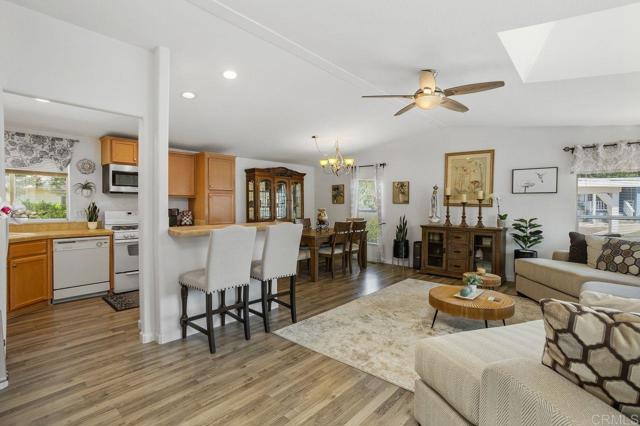 18218 Paradise Mountain Road, Valley Center CA: https://media.crmls.org/mediaz/b1059243-dc2a-460d-8ae9-99458766c12d.jpg