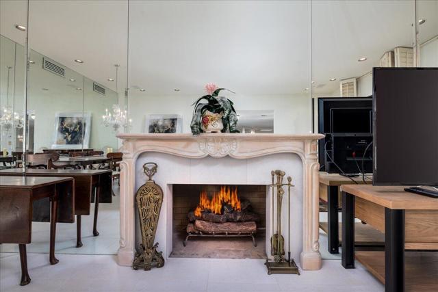 19 Colgate Drive, Rancho Mirage CA: https://media.crmls.org/mediaz/b106513a-fd66-4160-93ad-b95c97cc0923.jpg