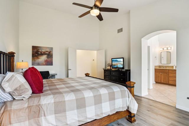 110 Celano Circle, Palm Desert CA: https://media.crmls.org/mediaz/b10677e4-c826-4874-8dd3-b679229b7738.jpg