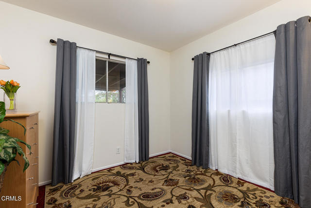 250 S Berkeley Avenue, Pasadena CA: https://media.crmls.org/mediaz/b1079810-a449-462a-a110-0ceae2b4510c.jpg