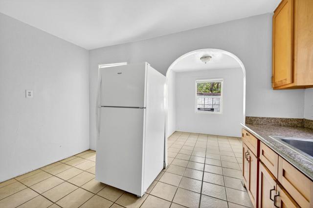 951 N 4th Street, San Jose CA: https://media.crmls.org/mediaz/b107f6ce-7de2-427e-a9b1-5cc036c86c95.jpg