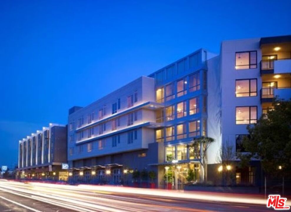 546 W Colorado Street F, Glendale, CA 91204