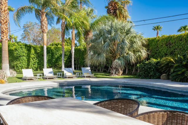 503 E Laurel Circle, Palm Springs, CA 92262