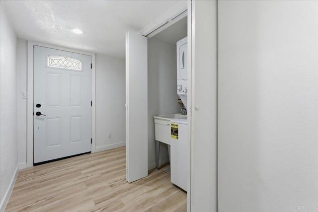 Detail Gallery Image 15 of 29 For 1174 E Main St #103,  El Cajon,  CA 92021 - 2 Beds | 1 Baths