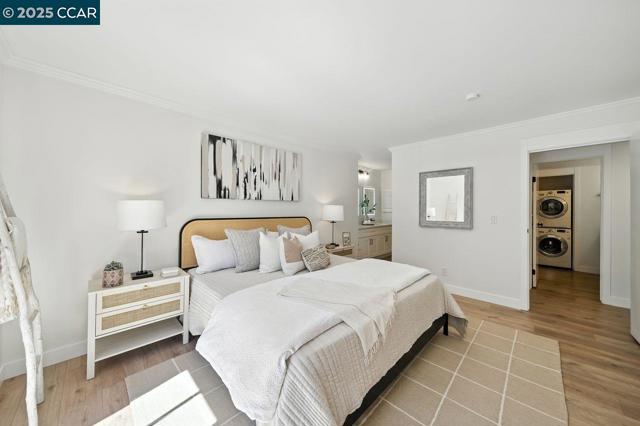 742 Wesley Way, Oakland CA: https://media.crmls.org/mediaz/b10b7b41-c655-47fc-835b-e1f46b082cbe.jpg