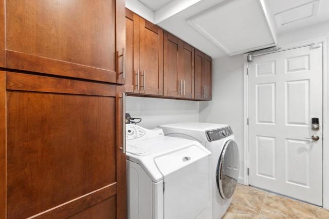Image 34 of 47 For 6632 Catamaran Street