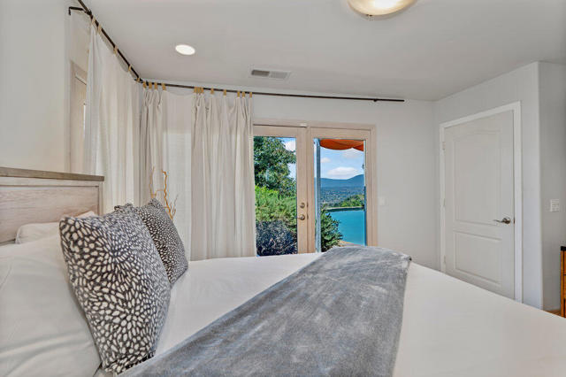 Image 36 of 73 For 12471 Mirar De Valle Road