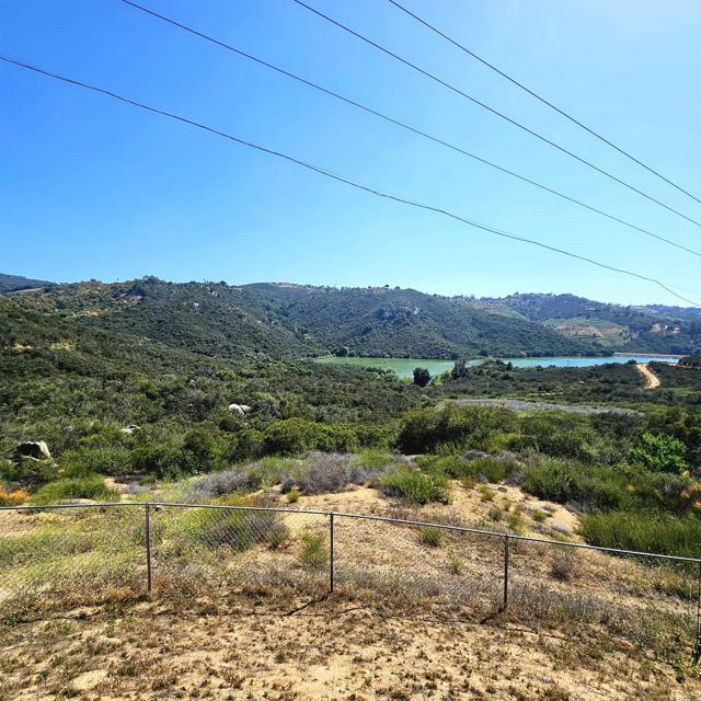 11945 Betsworth Road, Valley Center CA: https://media.crmls.org/mediaz/b10f7a33-9095-4437-8852-d742b88265ad.jpg
