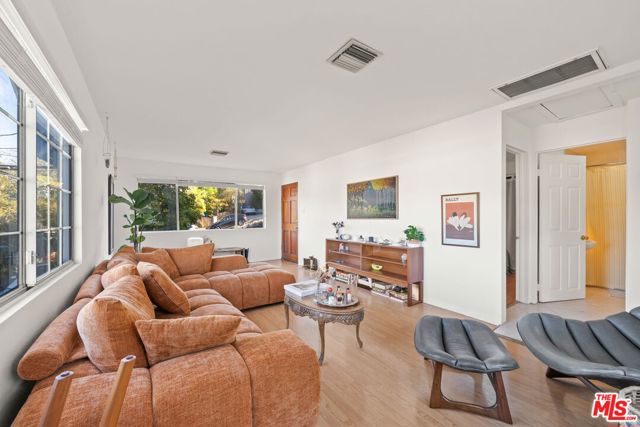 2142 Baxter Street, Los Angeles CA: https://media.crmls.org/mediaz/b1116b01-4d32-4f56-91e5-7a107bd5dd91.jpg