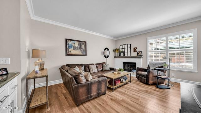 30972 Minute Man Way, Westlake Village CA: https://media.crmls.org/mediaz/b111a4ca-2eae-459d-96eb-421b2127b4f5.jpg