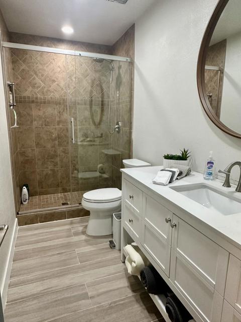 246 Santa Barbara Circle, Palm Desert CA: https://media.crmls.org/mediaz/b1128cf2-c9c8-41c9-867a-d8ff82ed9b30.jpg