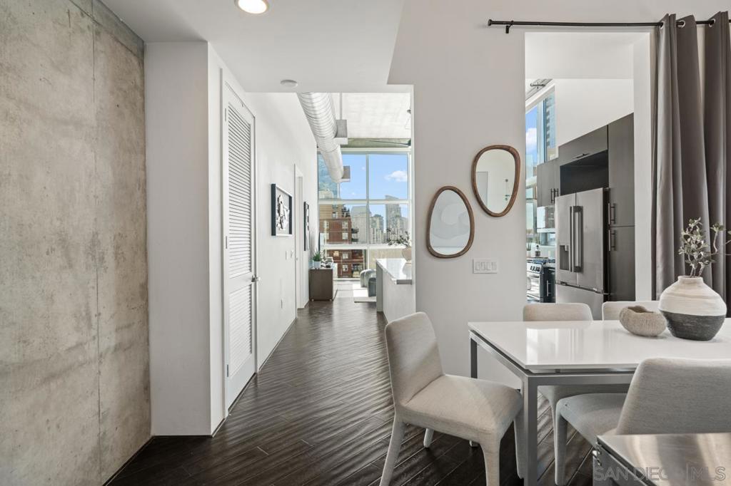 1025 Island Ave - photo 9