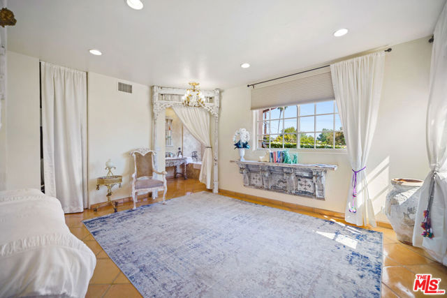 Drew Fenton | 16830 Livorno Drive Pacific Palisades CA | MLS: 6746297