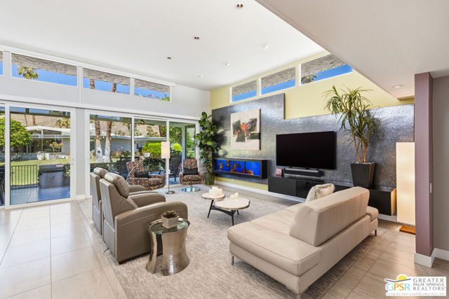 1566 Cabildo Circle, Palm Springs, CA 92264