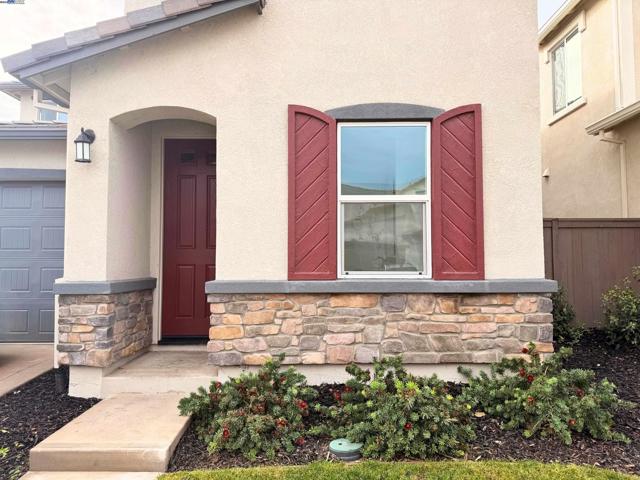 10349 Baldy Dr, Stockton CA: https://media.crmls.org/mediaz/b1144cf5-6136-4b28-8273-cfb2b302e13e.jpg