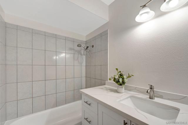 3943 Nereis Dr, La Mesa CA: https://media.crmls.org/mediaz/b114b74f-860a-4343-b792-8dccb7e6fa52.jpg