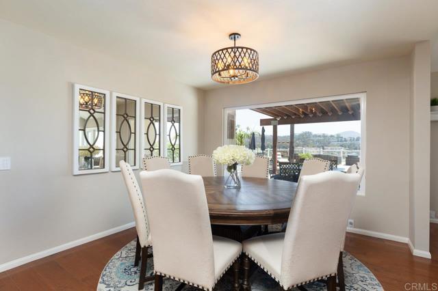 10667 Viacha Dr, Tierrasanta CA: https://media.crmls.org/mediaz/b1156f64-66e8-42c5-97ea-a1f0d83a467c.jpg