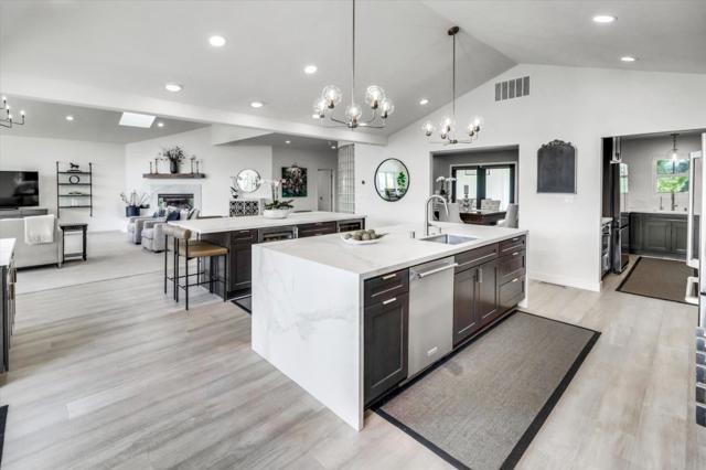 80 Via Aspero, Alamo CA: https://media.crmls.org/mediaz/b1157da2-de06-44ff-9372-62c9f7f0f964.jpg