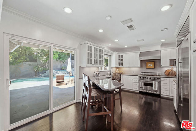 1425 Belfast Drive photo 13