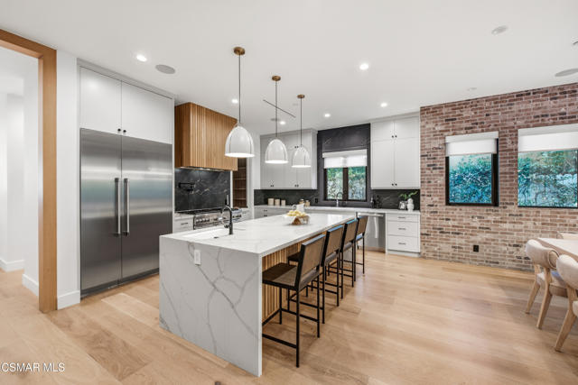 5 Bed Home for Sale in Sherman Oaks, California